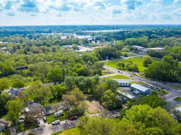 531 South Walnut Street, Janesville, WI 53548