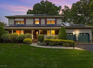 1 Denise Dr, Jackson, NJ 08527