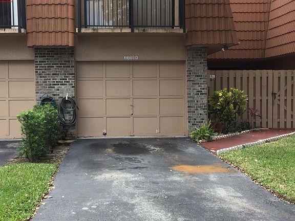 5th image of 11034 SW 15th Mnr