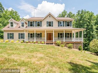9446 Elihu Hill Rd, Marshall, VA 20115