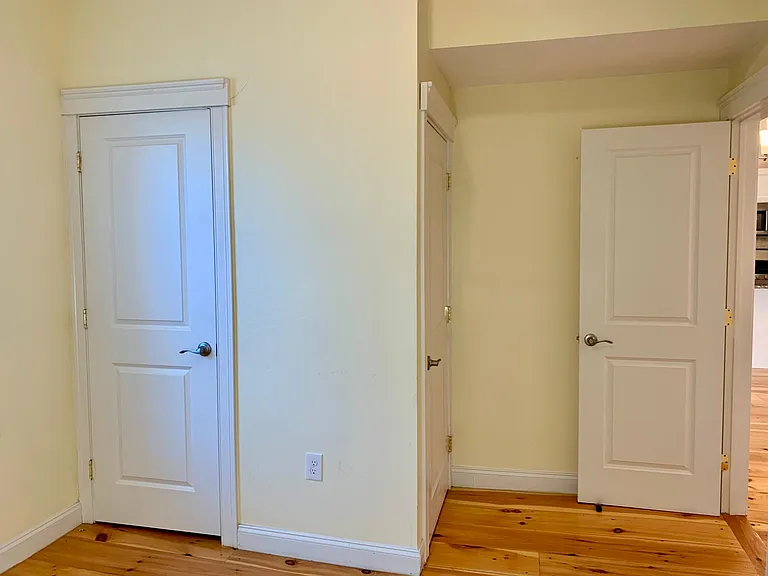 93 Bridge St #3 — Photo 7