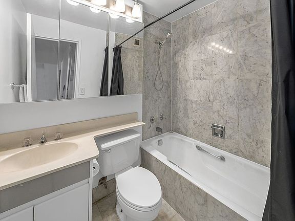 5th image of 200 Rector Pl APT 10K