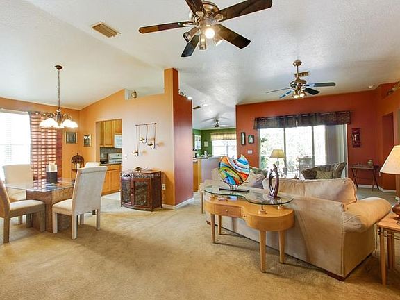 2nd image of 3914 Lockridge Dr
