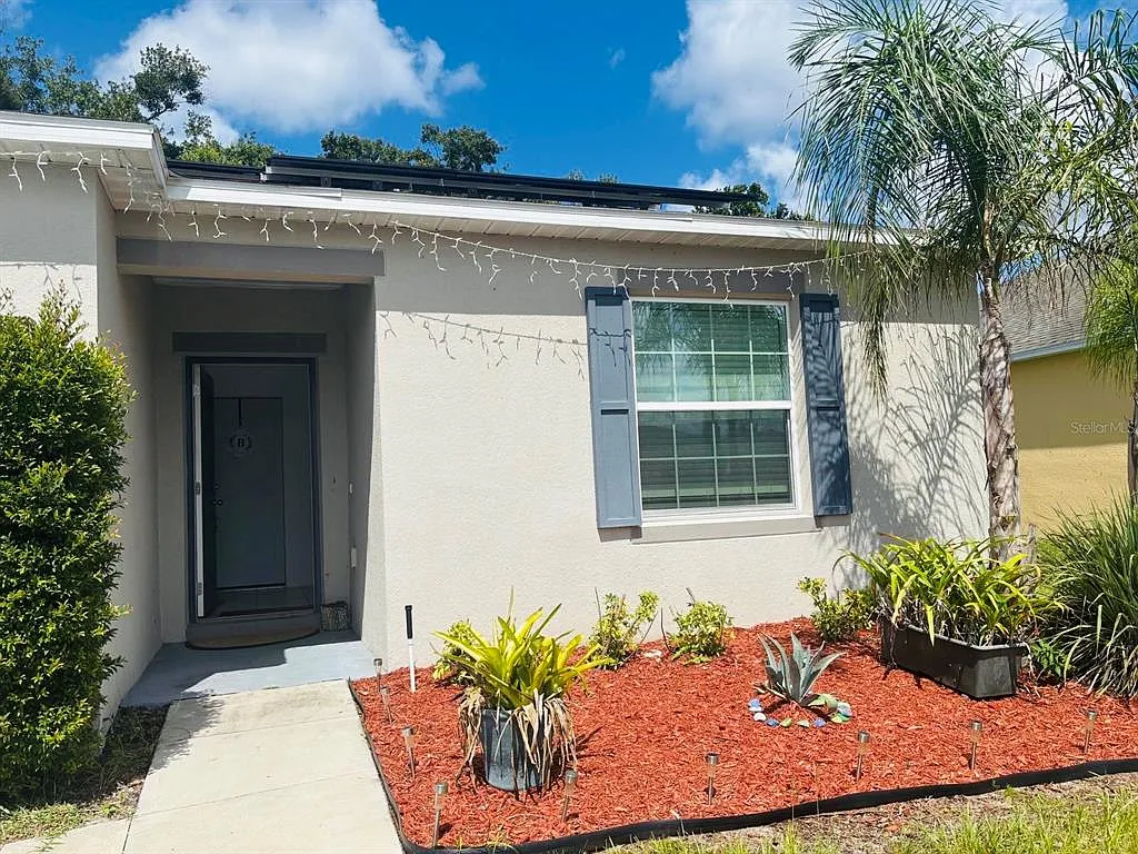 1 bed, 1.0 bath, 525 sqft, $1,300 — Photo 1