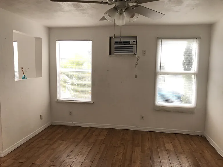 107 Washington St #1 — Photo 5