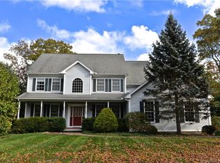 11 Horizon Ct, Monroe, CT 06468