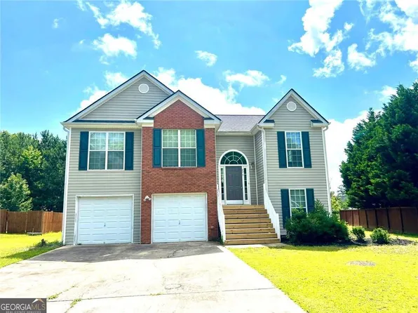 203 Galway Ln, Hampton, GA 30228