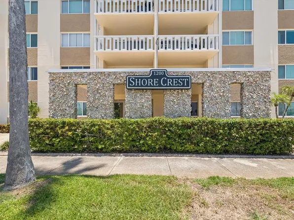 1200 N Shore Dr NE Unit 213, Saint Petersburg, FL 33701