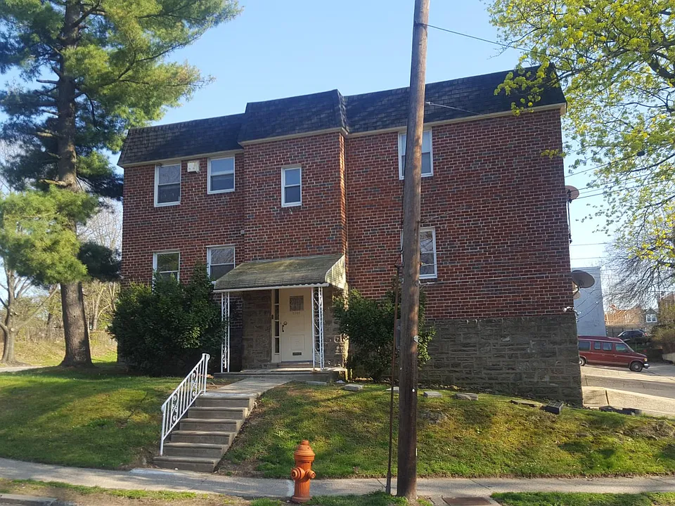 5998 Henry Ave #2