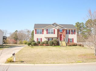 1054 Gage Dr, Winder, GA 30680