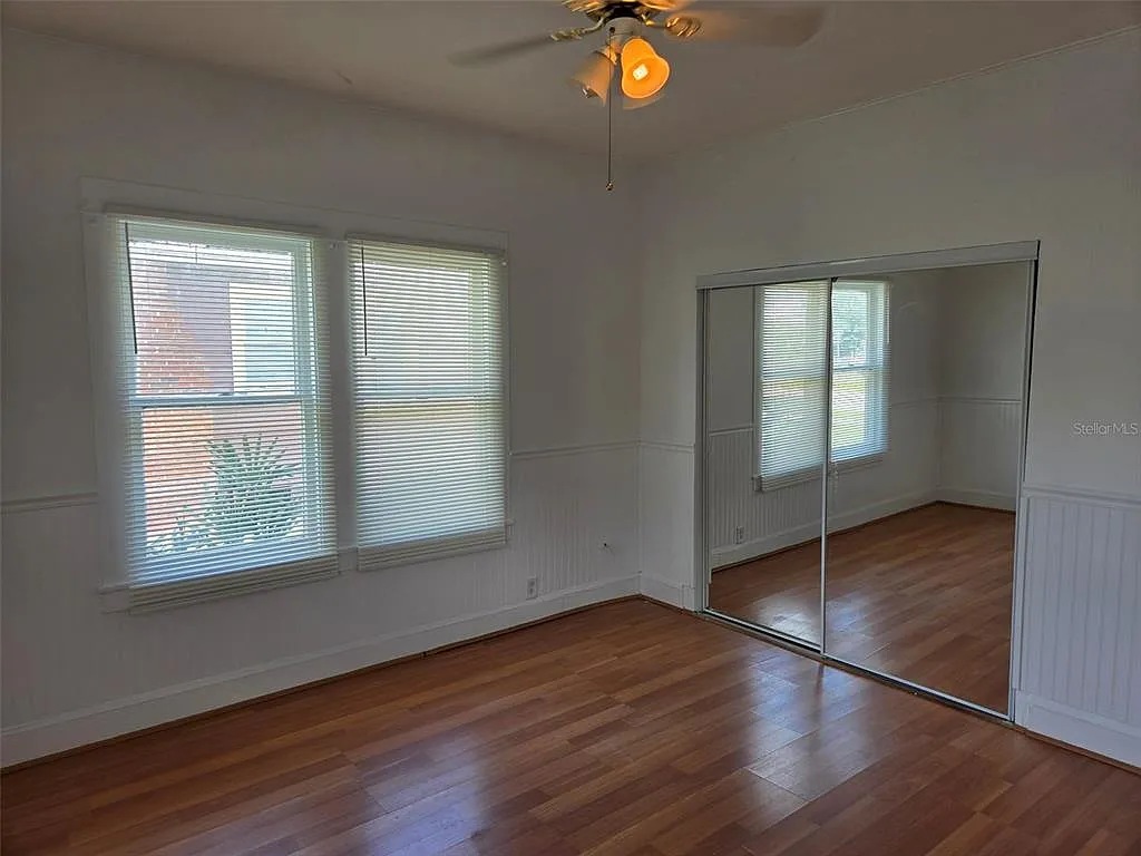 2 bed, 1.0 bath, 1000 sqft, $1,699 — Photo 4