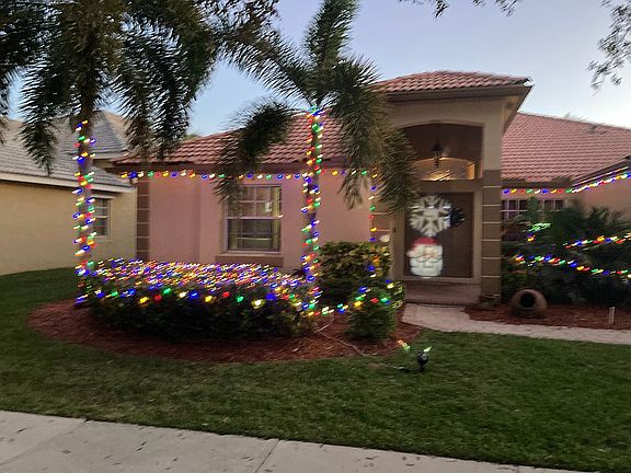 3rd image of 662 Heritage Dr