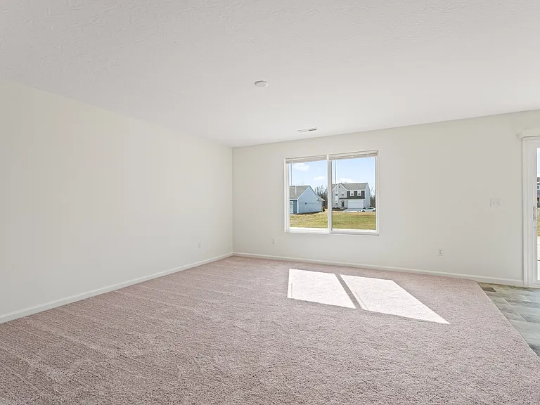 Quail Hollow Dr — Photo 16