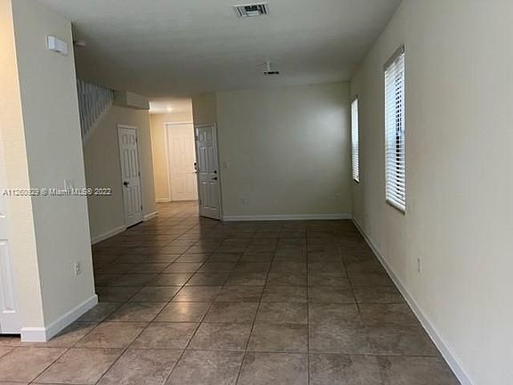 4th image of 144 NE 37th Ter Unit 144