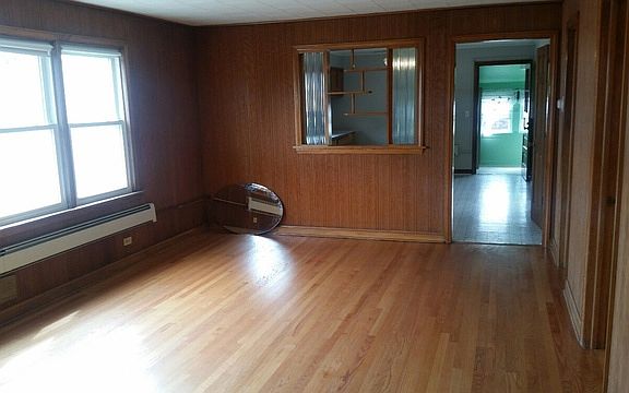 5th image of 5821 W Warwick Ave #2
