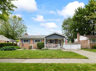 18053 Ellery Dr, Clinton Township, MI
