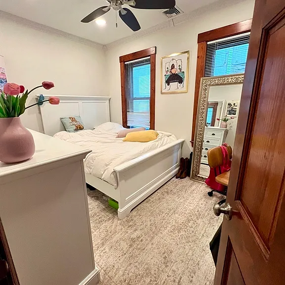 261 E St #2 — Photo 10