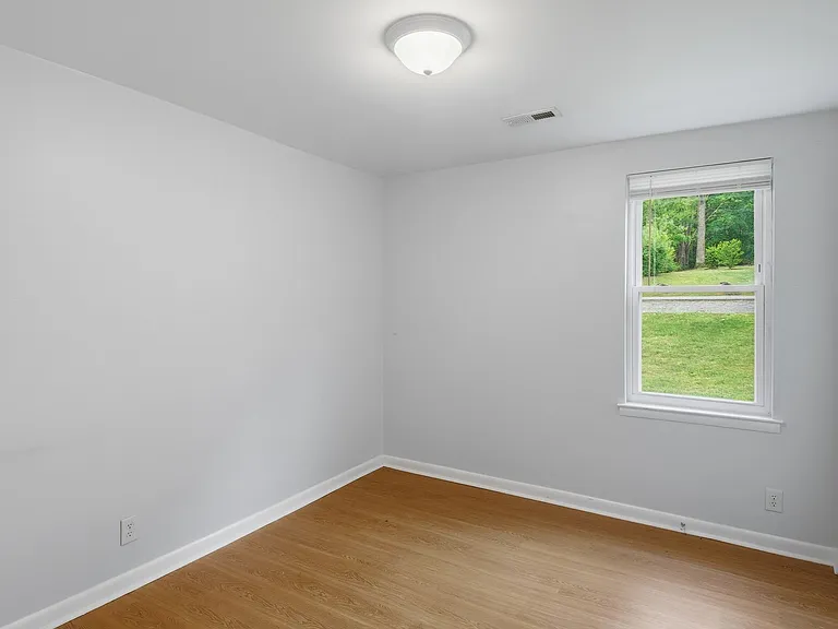 7222 Timberlane Dr — Photo 8