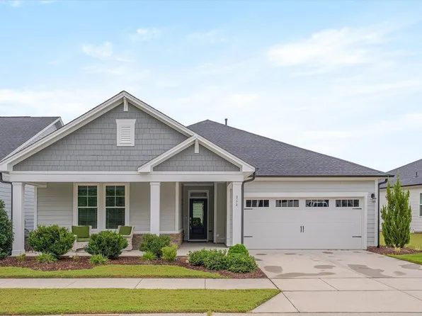 864 Flower Manor Dr, Wendell, NC 27591