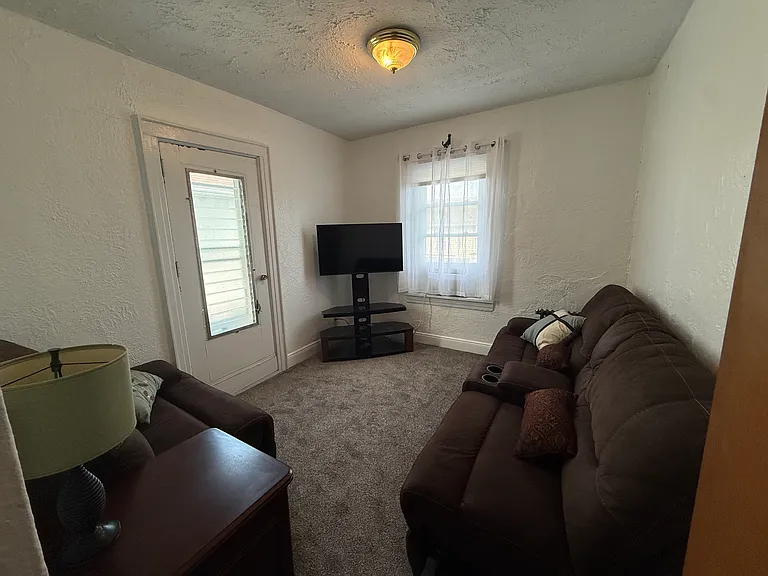 470 Lafayette Blvd #2 — Photo 11