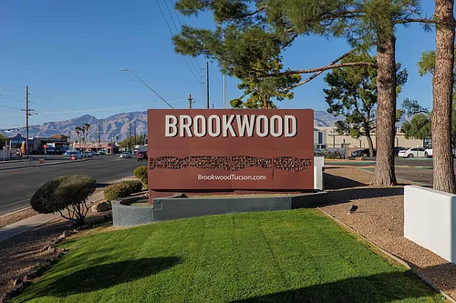 Brookwood Apartments Photo 1