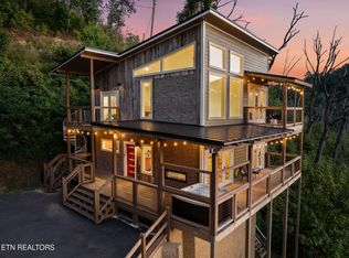 3322 Sugar Maple Loop Rd, Sevierville, TN 37862