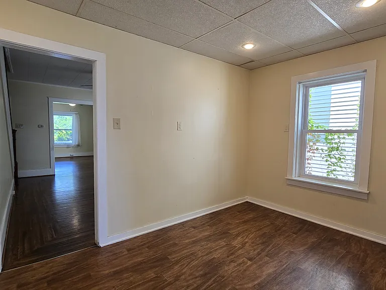 Kitchen (1st floor)