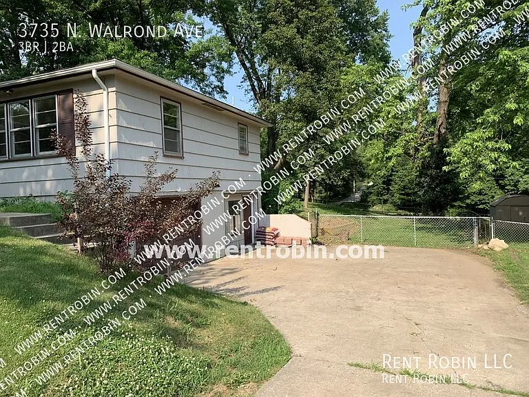 3735 N Walrond Ave — Photo 3