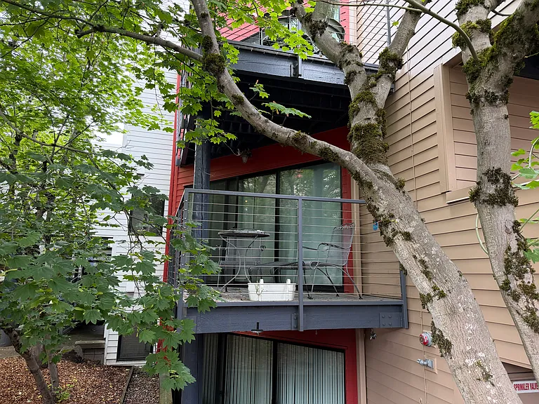 730 NW Naito Pkwy #E29 — Photo 7