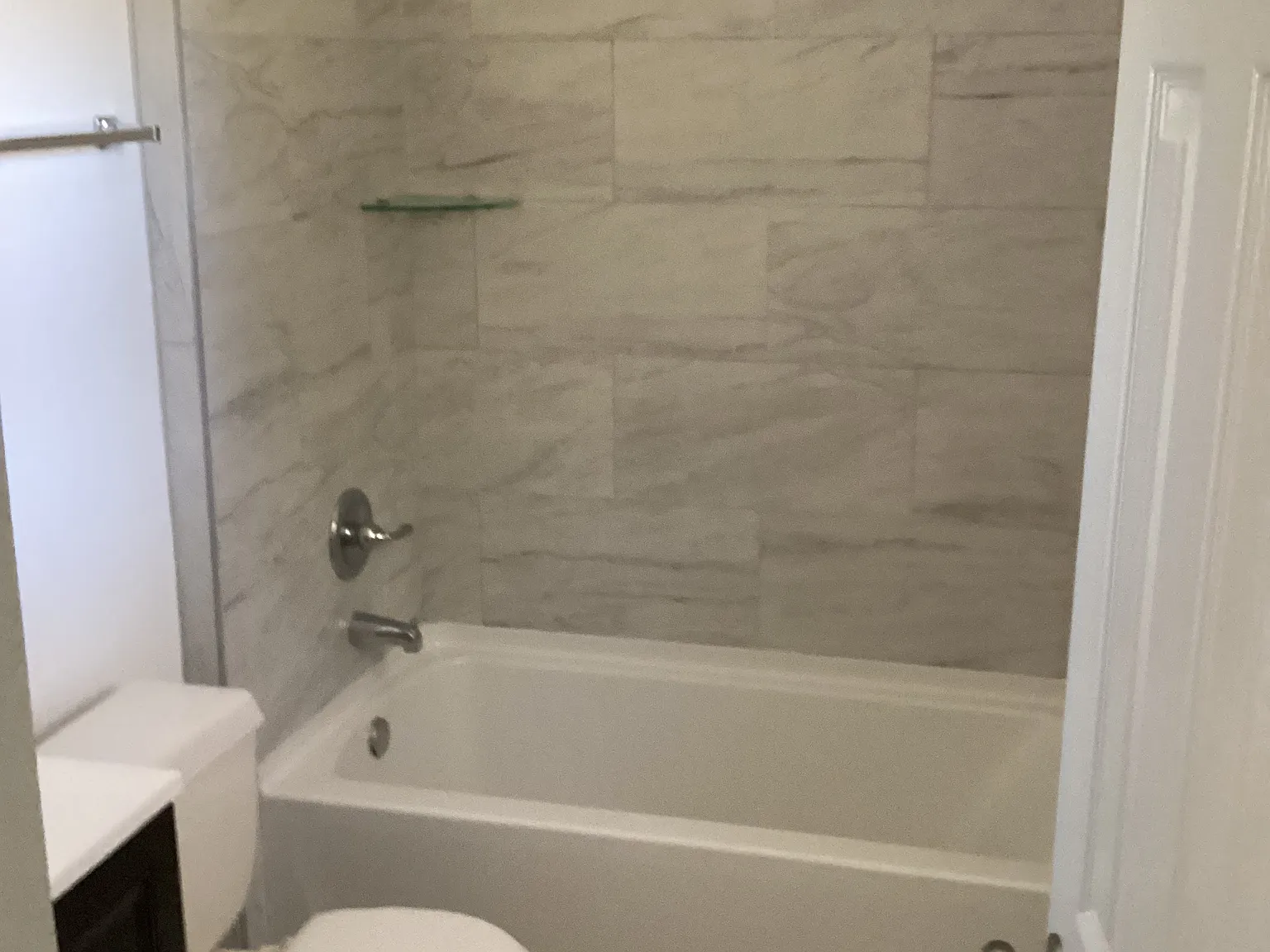 4 bed, 1300 sqft, $1,850 — Photo 2