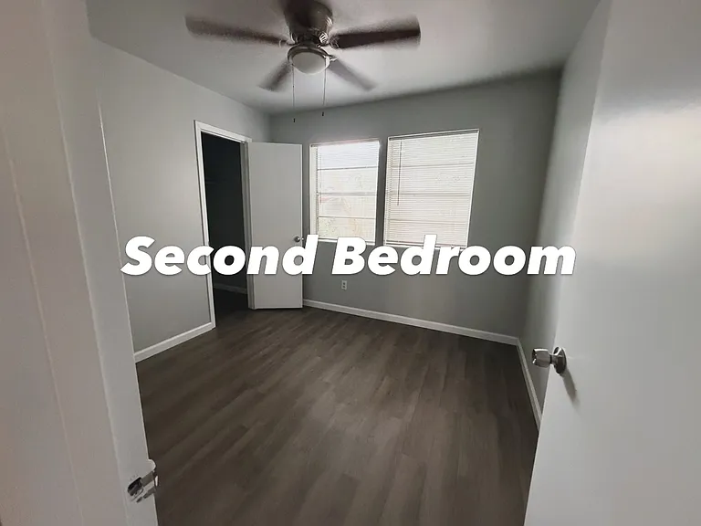 112 Forestwood Dr — Photo 6