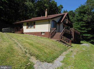 20300 S Fork Rd, Milam, WV 26838