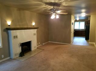 8732 Sheridan Rd APT A, Kenosha, WI 53143