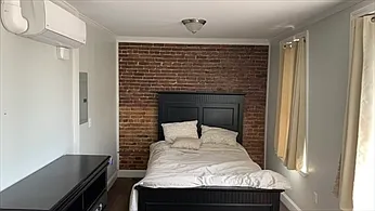 315 Meridian St #2 — Photo 6