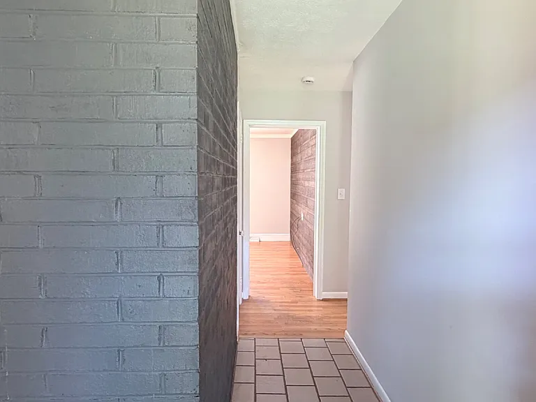 18 Carjen Ave — Photo 10