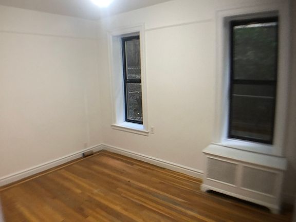 5th image of 330 E 52nd St APT 11