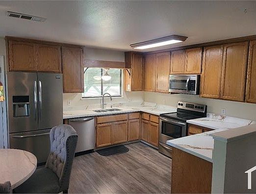 4th image of 10250 River Rd #B
