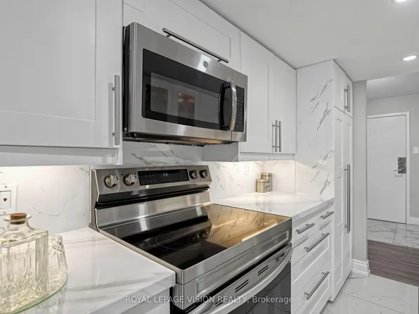 11753 Sheppard Ave E #419, Toronto, ON M1B 5M3
