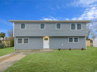 476 Vern Ct, Brentwood, NY 11717