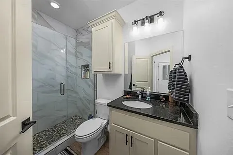 206 2nd St — Photo 7
