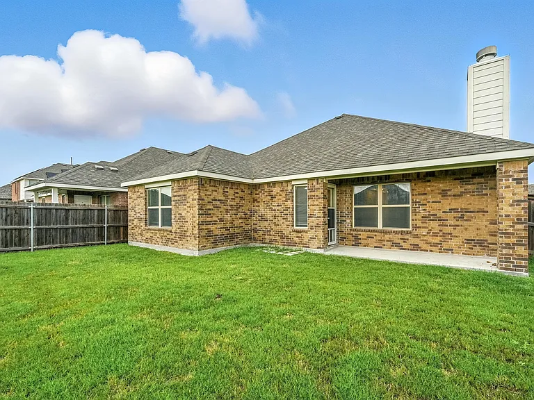 1581 Ferguson Dr — Photo 24