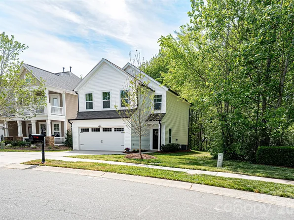 2025 Woodshorn Dr, Stallings, NC 28104