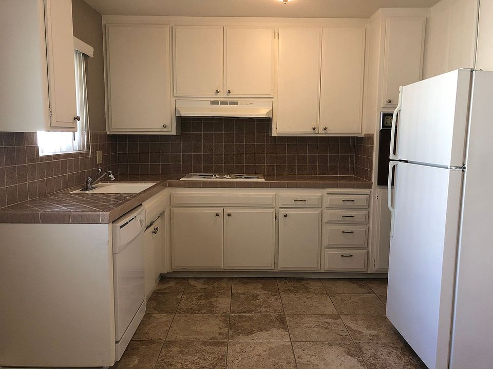 1st image of 5981-5989 Lake Crest Way #8
