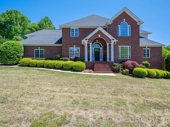 1000 Ashley Pl, Belmont, NC 28012