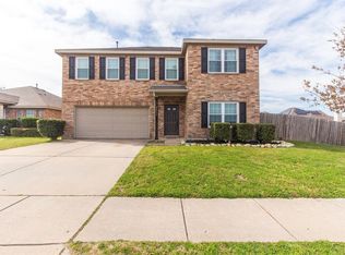 5837 Blue Ribbon Rd, Fort Worth, TX 76179