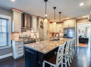 556 Roosevelt Rd, Kohler, WI 53044