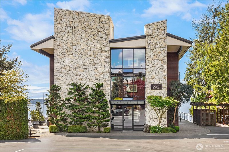 2nd image of 6201 Lake Washington Boulevard NE #208