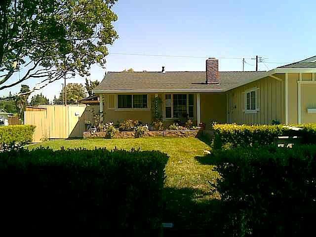 1st image of 1040 Glenfinnan Dr