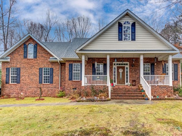 6240 Hilbert Ridge Dr, Holly Springs, NC 27540