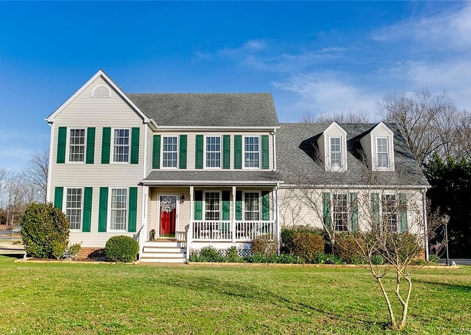 1st image of 6631 White Oak Ct